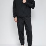 Спортивный костюм Reebok: стиль, комфорт и функциональность для активной жизни